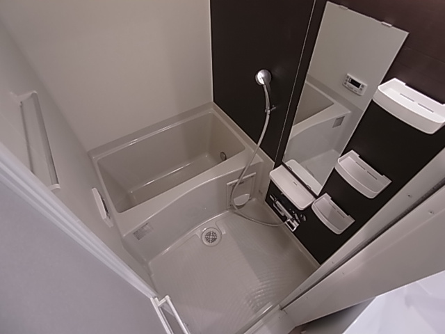 神戸市長田区大橋町８丁目の賃貸マンションの浴室