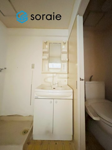 シャルムメゾン入間川の独立洗面台