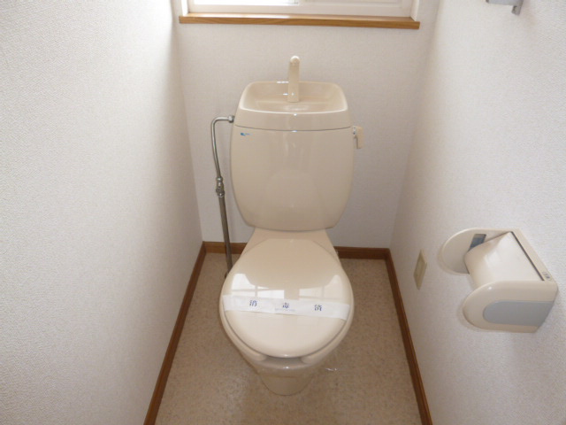 アメニティー141Bのトイレ|温水洗浄便座に変更