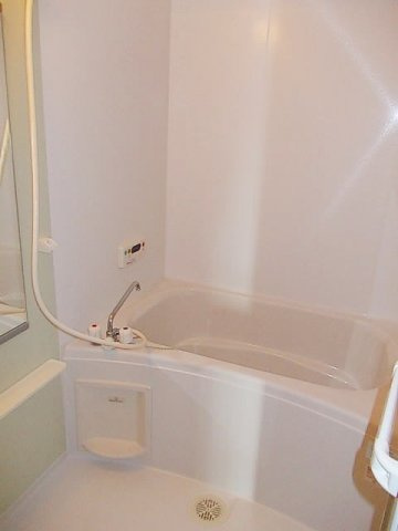 ランドヒルズ　Ｂの浴室|お風呂で日々の疲れを落としましょう