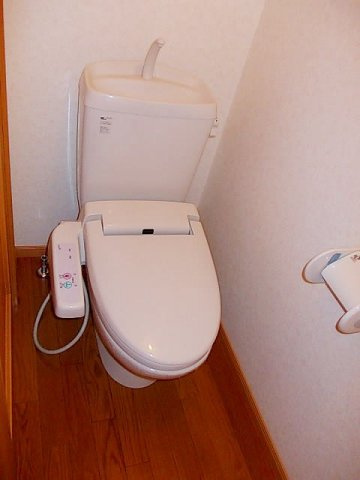 ランドヒルズ　Ｂのトイレ|清潔感のあるトイレです