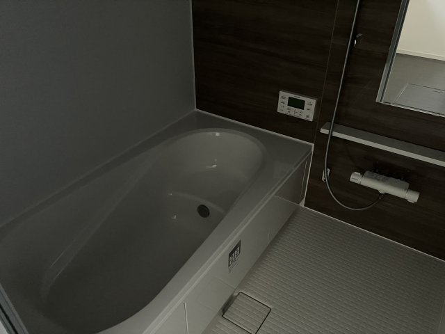 小野市神明町　1期　2号棟の浴室