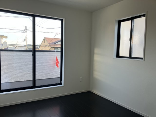 小野市神明町　1期　2号棟の洋室