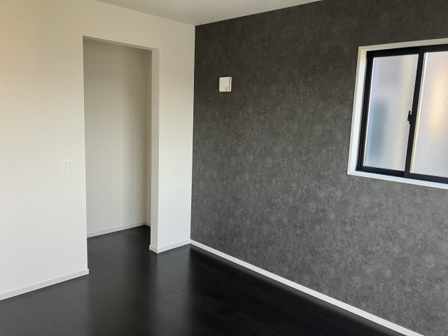 小野市神明町　1期　2号棟の洋室