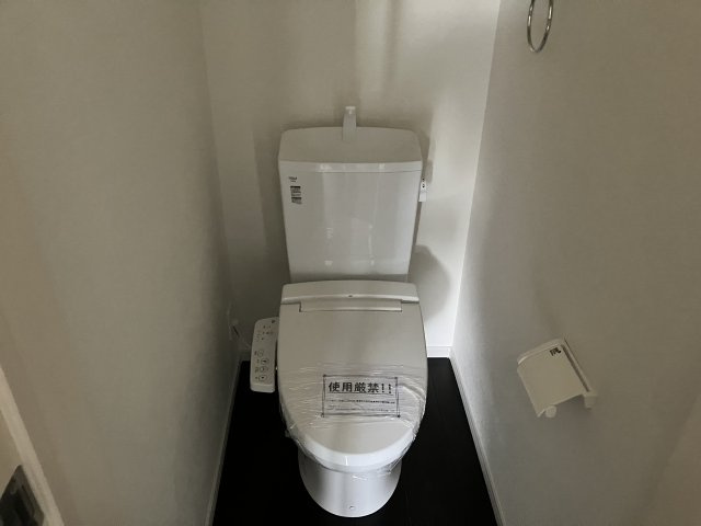 小野市神明町　1期　2号棟のトイレ