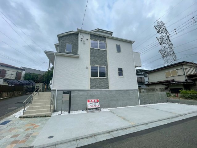 横浜市旭区東希望が丘 新築戸建て【仲介手数料無料】カースペース2台