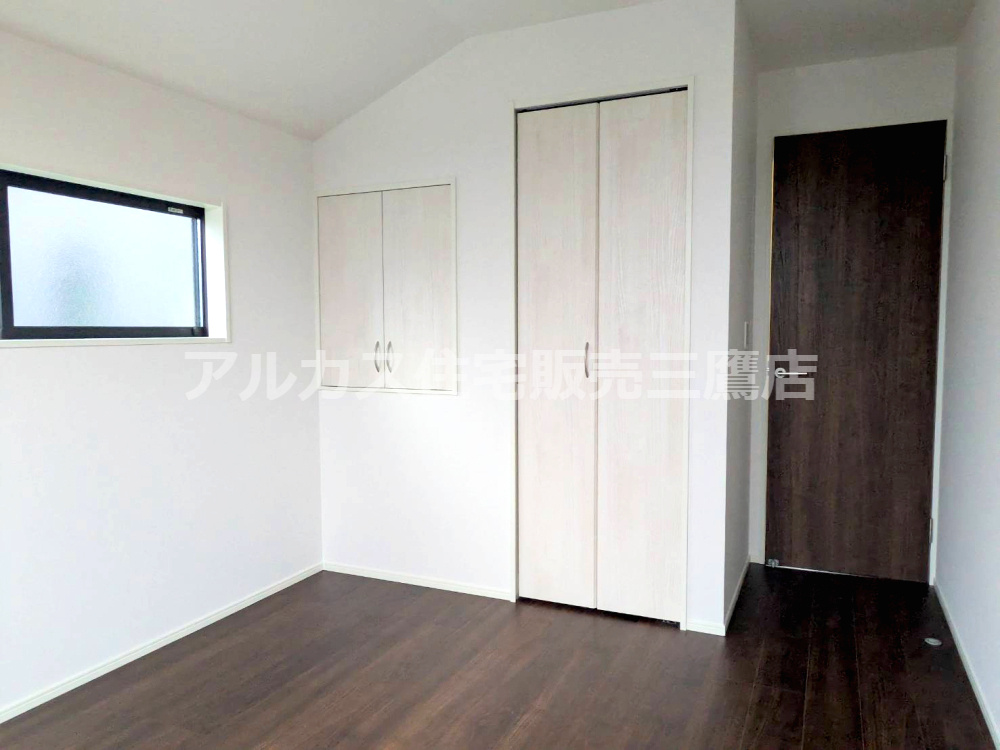 三鷹市上連雀９丁目 新築戸建て 中央線  武蔵境駅の洋室