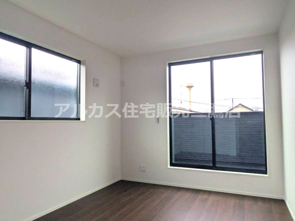 三鷹市上連雀９丁目 新築戸建て 中央線  武蔵境駅の洋室