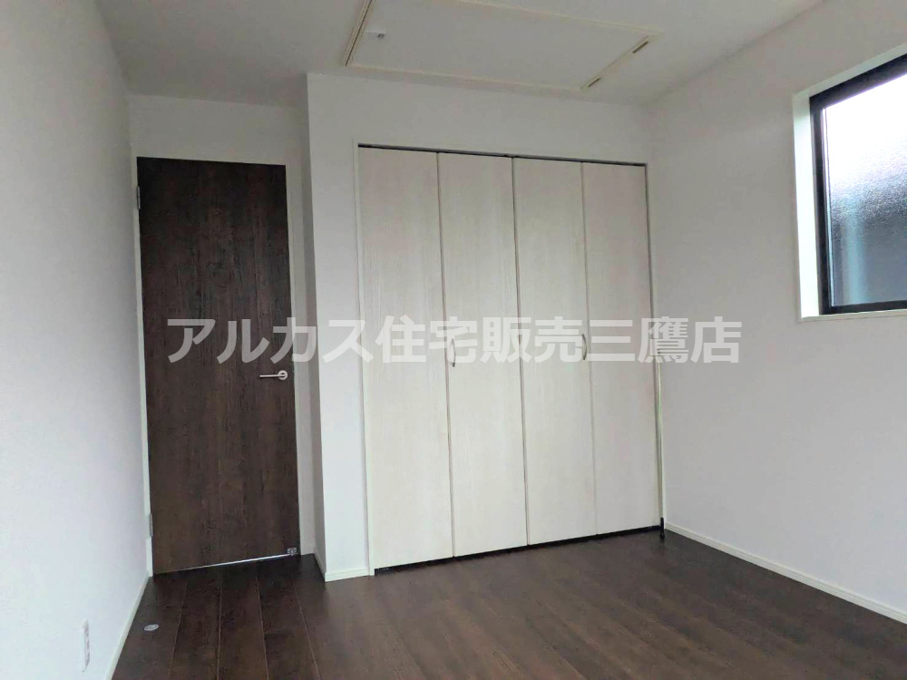 三鷹市上連雀９丁目 新築戸建て 中央線  武蔵境駅の洋室