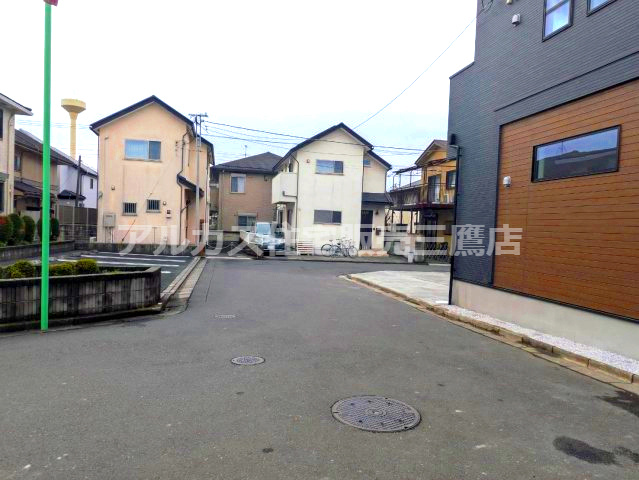 三鷹市上連雀９丁目 新築戸建て 中央線  武蔵境駅の前面道路含む現地写真