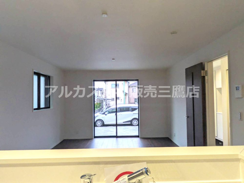 三鷹市上連雀９丁目 新築戸建て 中央線  武蔵境駅の居間・リビング