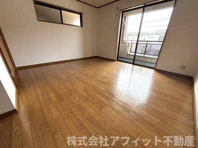 【居間・リビング】 | エトワールYUBUNSHA　Ⅲ | 洋室9帖