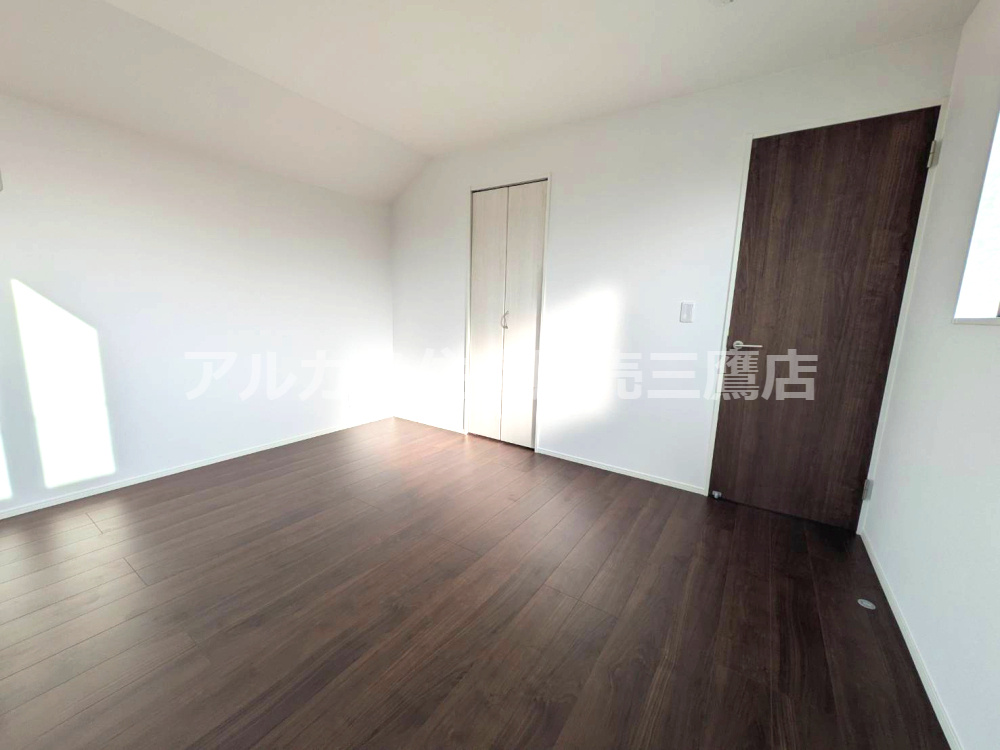 三鷹市上連雀９丁目 新築変更 中央線  武蔵境駅の洋室