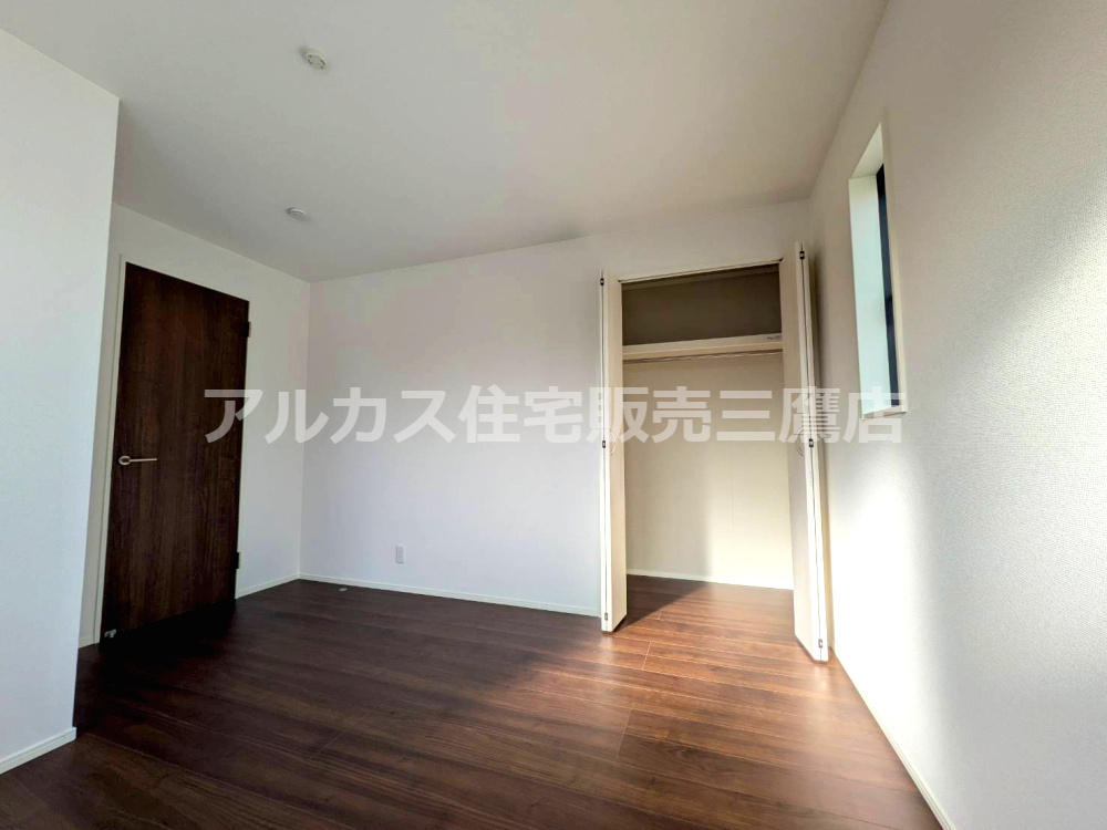 三鷹市上連雀９丁目 新築変更 中央線  武蔵境駅の洋室