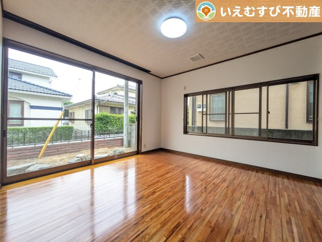 熊谷市広瀬　中古戸建の洋室