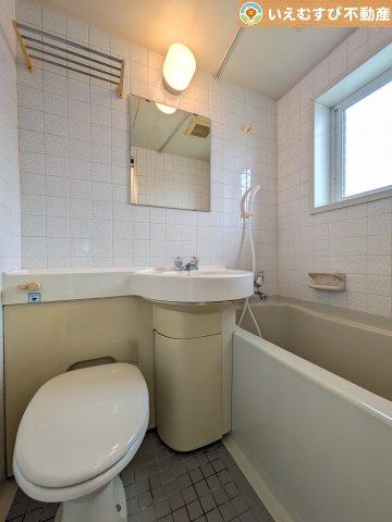 熊谷市広瀬　中古戸建の浴室