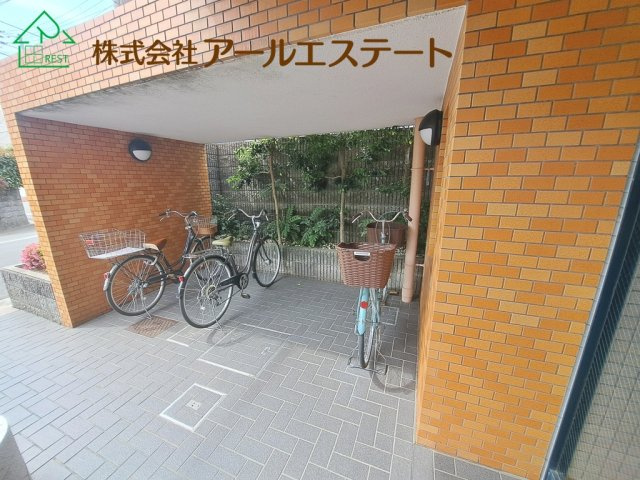 ライオンズマンション姫路平野町の駐車場