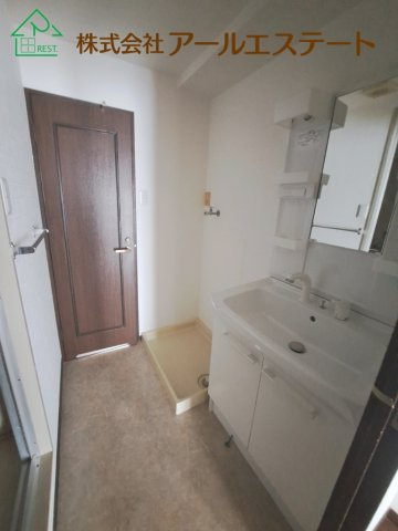 ライオンズマンション姫路平野町の独立洗面台