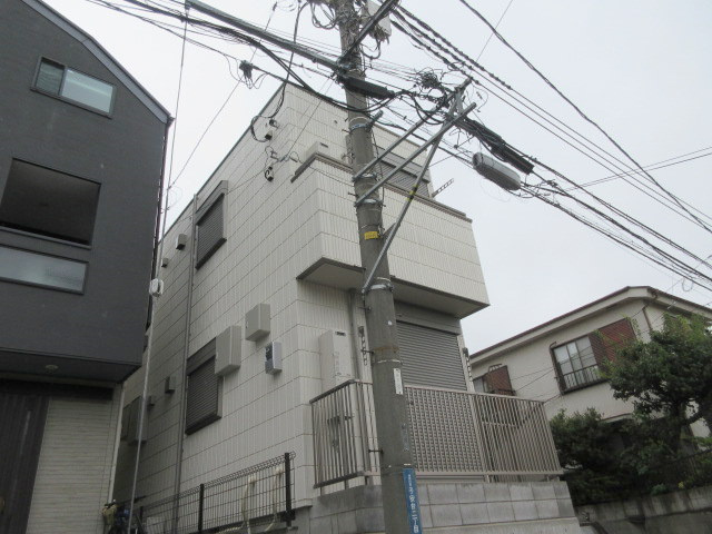 メゾンエスポワールのエントランス