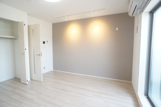 フジパレス宝塚小林Ⅲ番館の居間・リビング