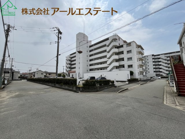 第五恵美酒マンション　　山陽電鉄「亀山駅」徒歩8分の外観