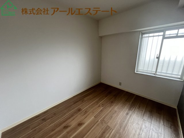 第五恵美酒マンション　　山陽電鉄「亀山駅」徒歩8分の洋室