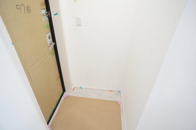 フジパレス宝塚小林Ⅲ番館の玄関