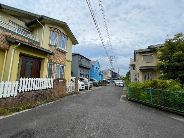 【前面道路含む現地写真】 | ◇◆開成町吉田島 中古戸建◆◇ | 交通量少なく小さなお子様がいるご家族も安心の住環境です。