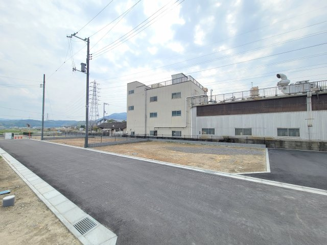 ライフフィールド三田小学校前の外観