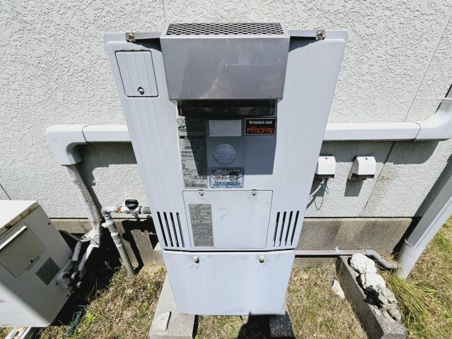 神戸市北区藤原台北町４丁目の中古一戸建の発電・温水設備|■ガス給湯器(エコジョーズ)