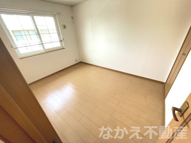 【寝室】 | 使い勝手のいい寝室です