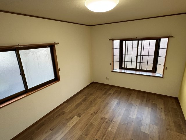 中古戸建　須賀川市並木町　4LDKの洋室