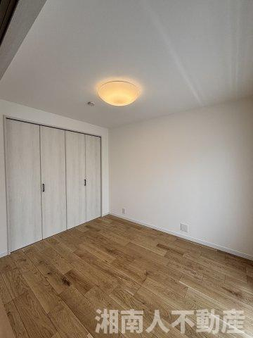 茅ヶ崎海岸松が丘ハイツJ棟２０６の洋室|コンパクトで使いやすい洋室です