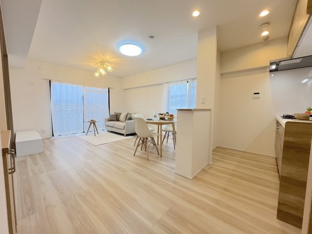 アンピールやよい坂の居間・リビング