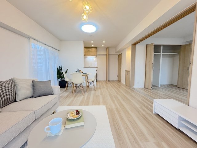 アンピールやよい坂の居間・リビング