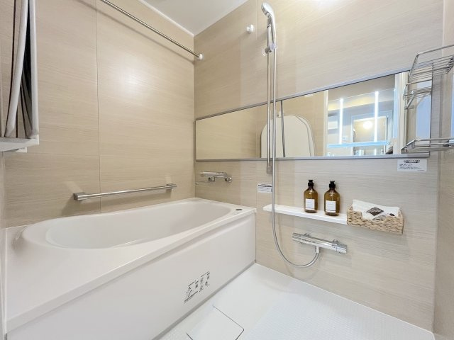 アンピールやよい坂の浴室