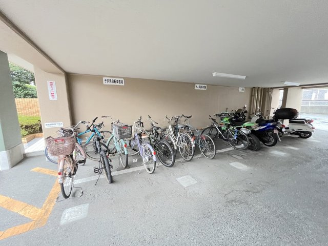 アンピールやよい坂の駐輪場