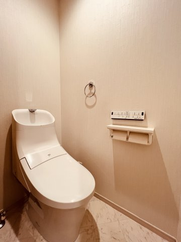 “堅実な湘南ライフ”にちょうどいい戸建のトイレ