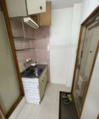 【大阪府】大阪市住吉区　一棟アパートのキッチン