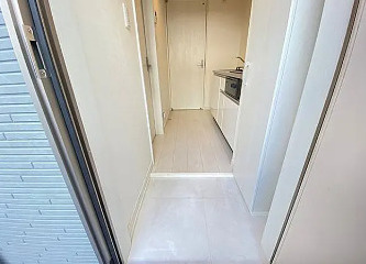 大阪市住吉区帝塚山東5丁目　収益アパート　現況満室稼働中の玄関