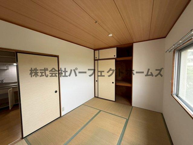 Belong枚方東1番館の和室|明るい和室です