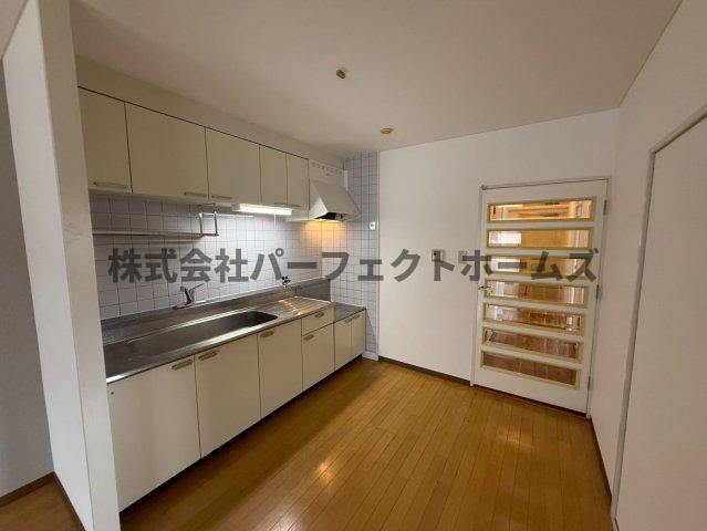Belong枚方東1番館のキッチン|お料理しやすいキッチンです