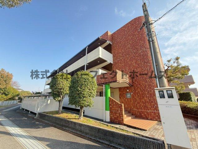 Belong枚方東1番館の外観|落ち着いた雰囲気の外観です
