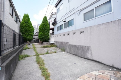【エントランス】 | RESIDENCE　Q’one