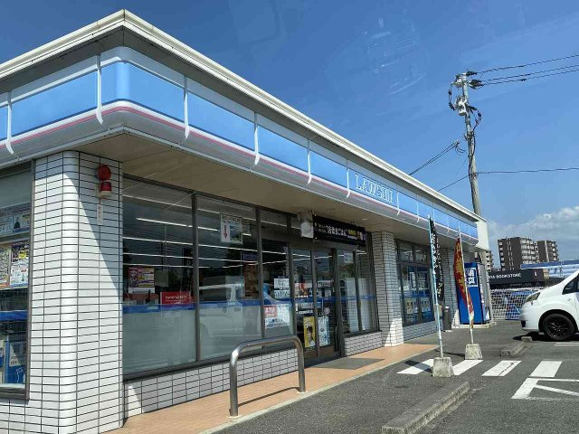 レオパレスグリーンフォレストの周辺