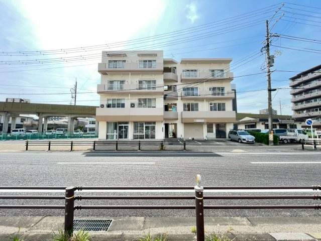コーポとつかの外観
