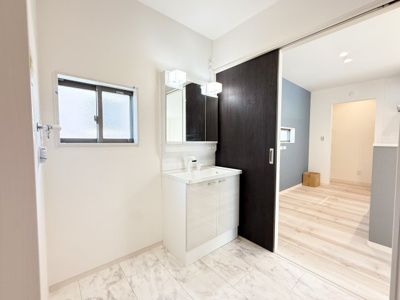 【独立洗面台】