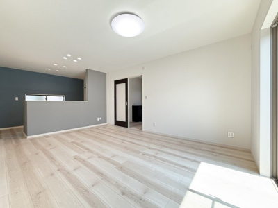 【居間・リビング】