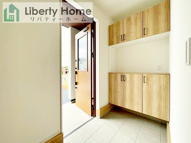 水戸市河和田町1期　新築戸建　4号棟の玄関