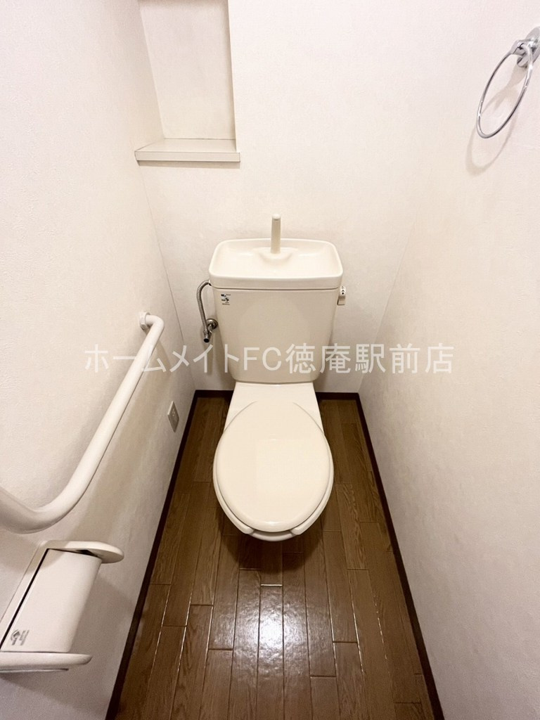 大阪市鶴見区浜３丁目の賃貸マンションのトイレ